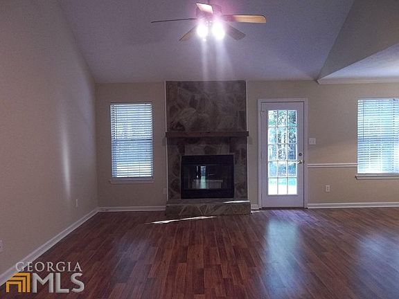 2nd image of 30 Beaver Creek Dr