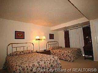 2nd image of 1445 Lowell Ave #404