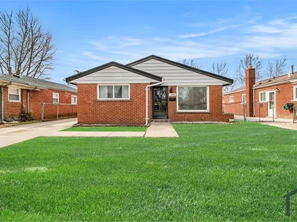 4992 McKinley St, Dearborn Heights, MI 48125