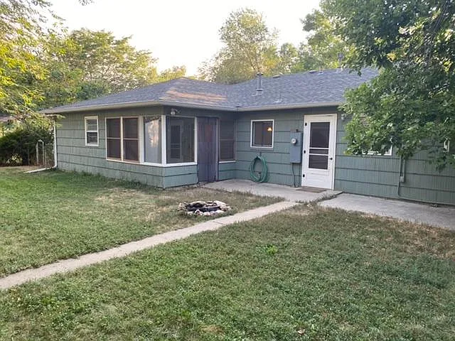 532 Sheldon Dr — Photo 5