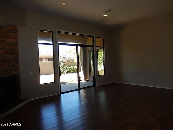 5th image of 10983 E Beck Ln