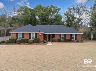 20765 Lowry Dr, Fairhope, AL 36532