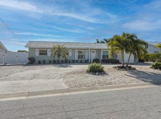 529 67th St, Holmes Beach, FL 34217