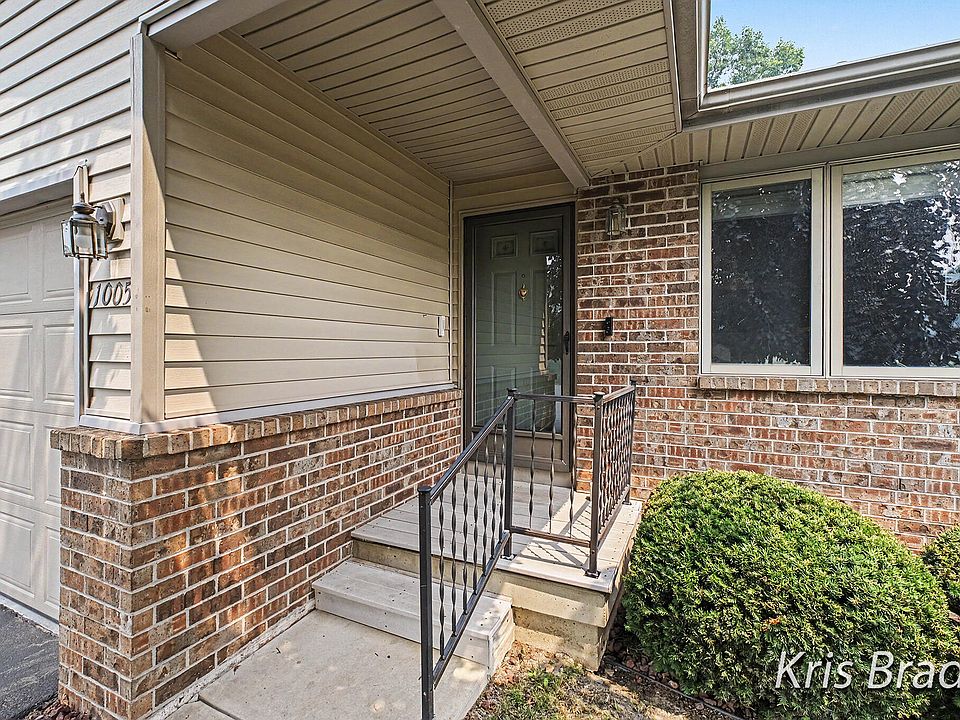 1st image of 1005 Ironwood Cir NW