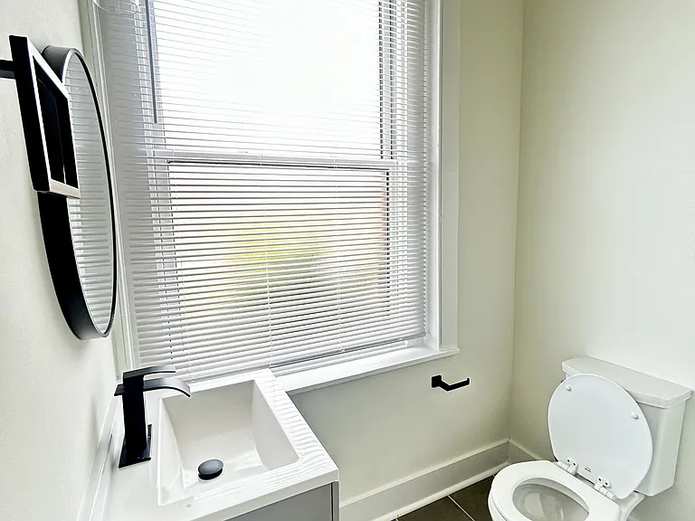 1130 N Calvert St — Photo 5