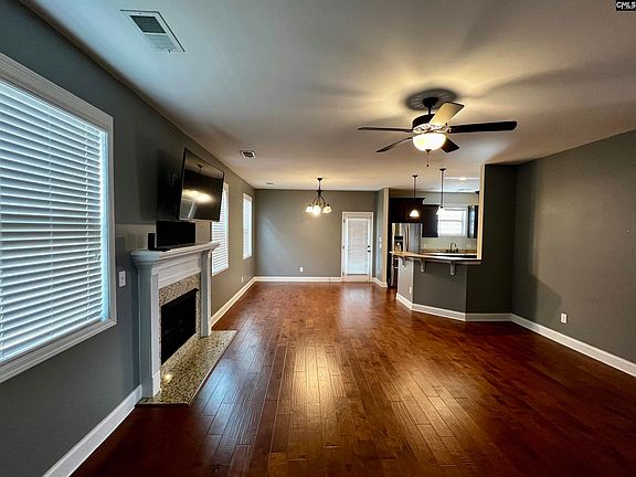 2nd image of 130 Flutter Dr