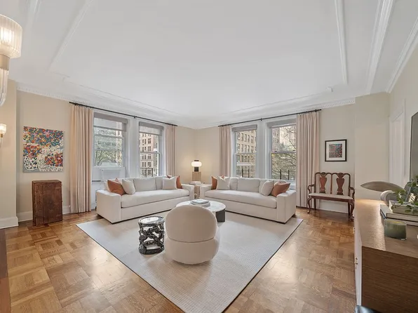 600 W End Ave #2D, New York, NY 10024
