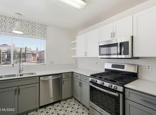 9907 N Woodstone Trl, Tucson, AZ 85742