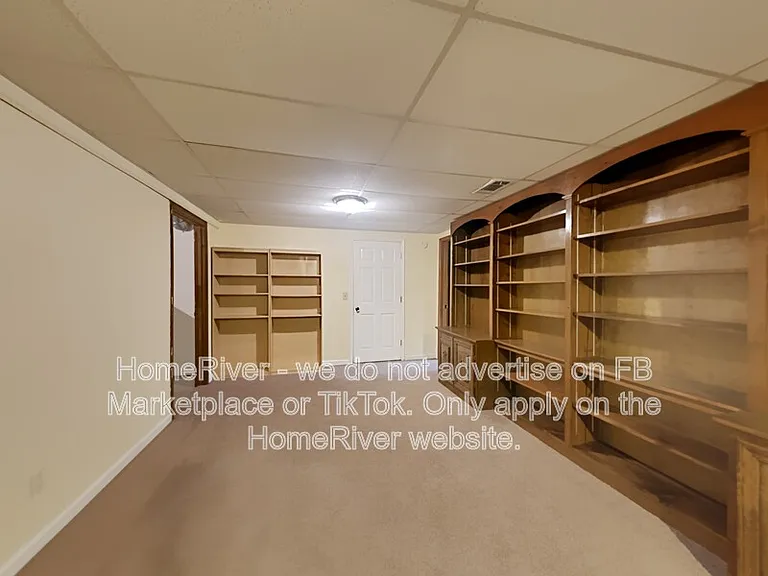 2551 Hunton Ct NE — Photo 18