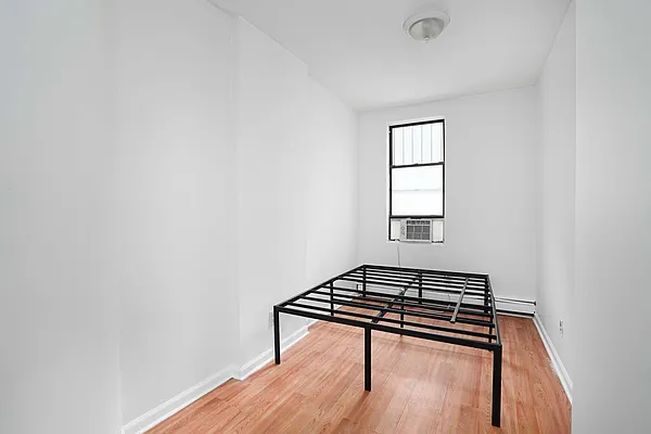 Rented by Spire Group | media 18