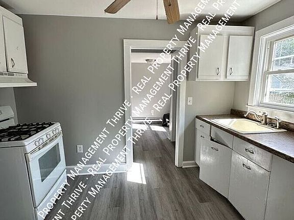 4th image of 4-8 Acton Ct #17