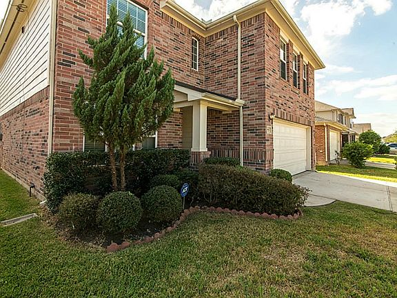 3rd image of 18127 Almond Place Ln