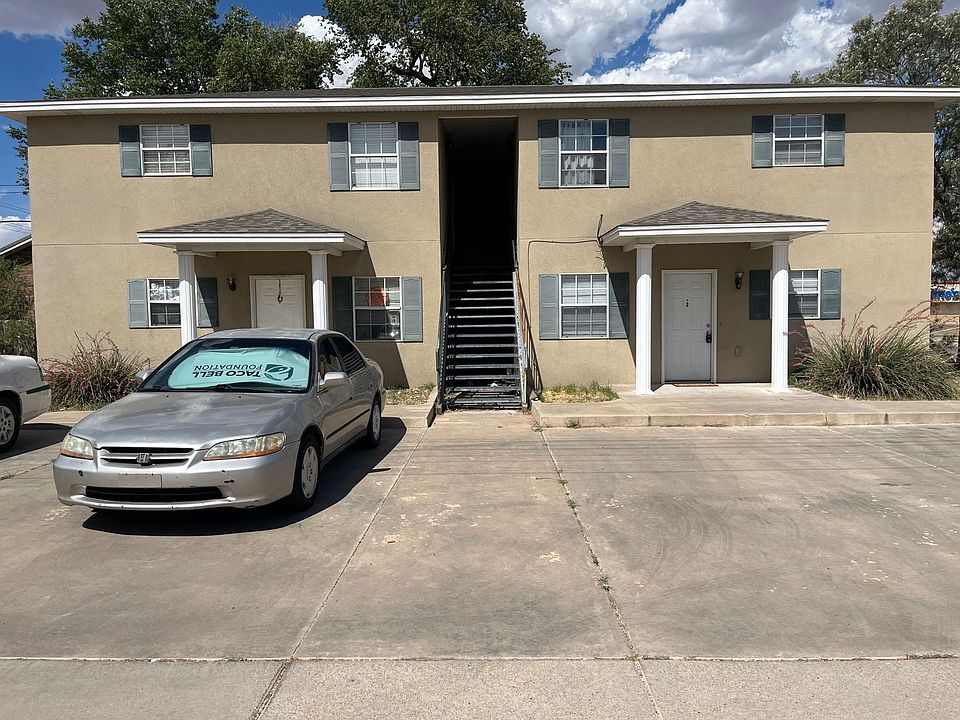 1st image of 610 W 1st St Unit 2