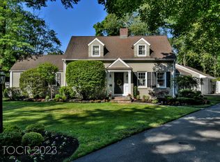 21 Cleverdon Rd, Ho Ho Kus, NJ 07423