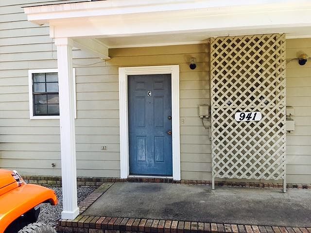 1st image of 941 E Johnson Ave APT C