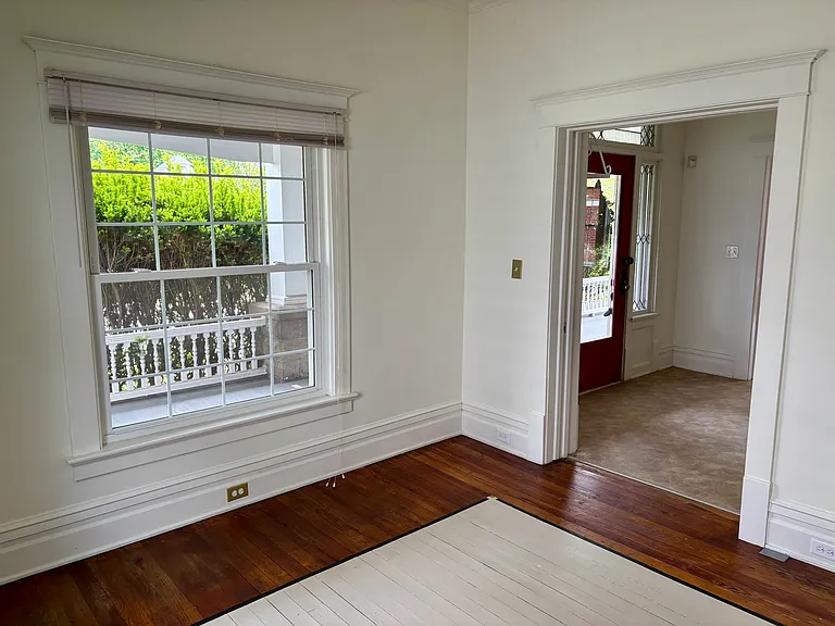 724 Beall Ave — Photo 6