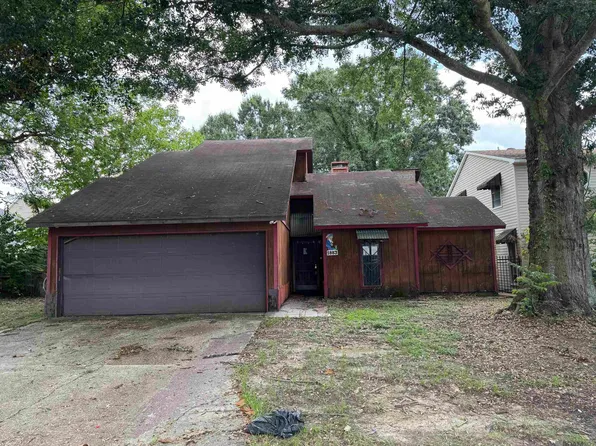 1883 Stonegate Ct, Baton Rouge, LA 70815