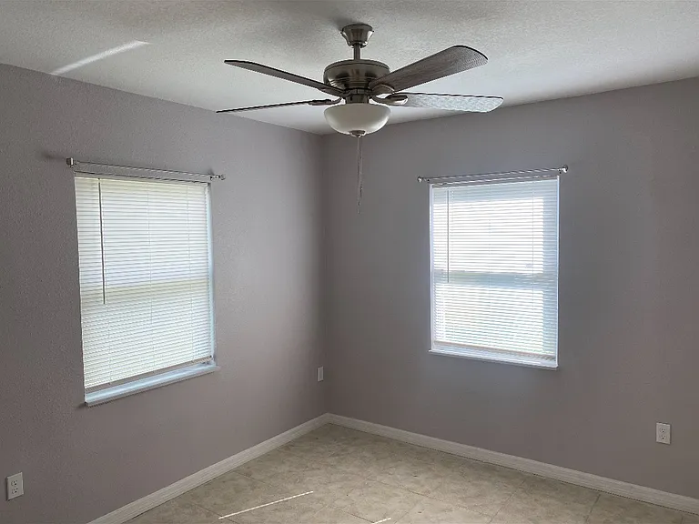 21131 Meehan Ave — Photo 3