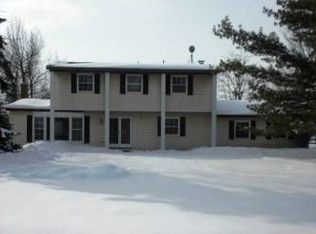 4880 Hough Rd, Dryden, MI 48428