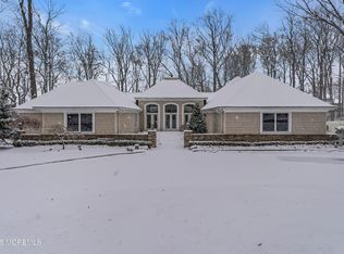 94 White Oak Ridge Rd, Lincroft, NJ 07738