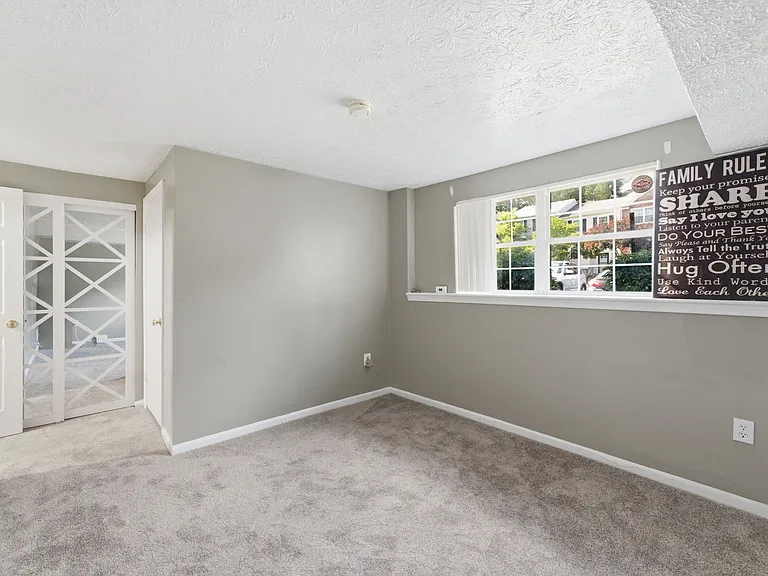10703 Campus Way S — Photo 19