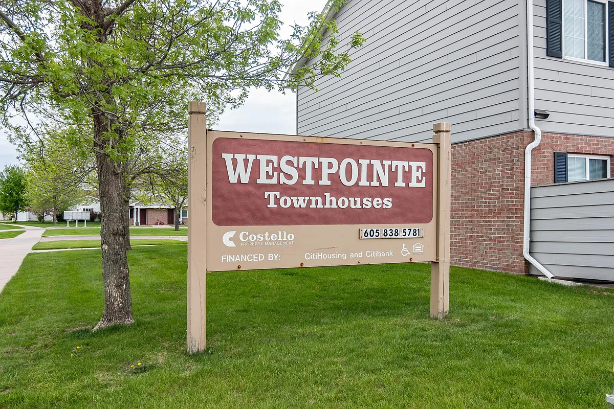Building Photo - WestPointe Townhomes