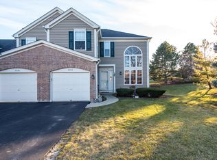 6785 Nantucket Ct, Gurnee, IL 60031