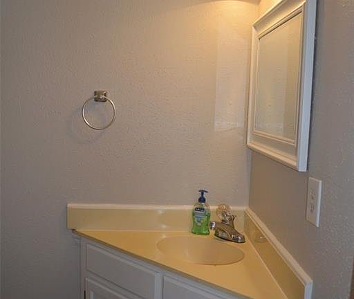 5th image of 20206 Westfork Ct