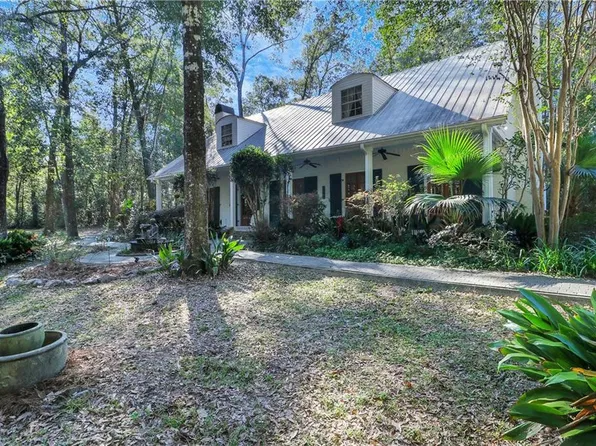 32 Pine Edge Ln, Covington, LA 70435