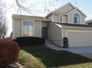 16505 Weir St, Omaha, NE 68135