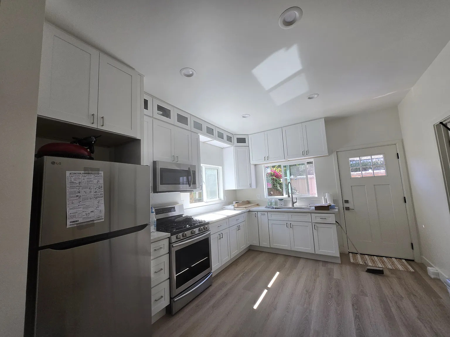4485A California Ave — Photo 3