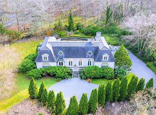 Tiffany Rd, Laurel Hollow, NY 11771