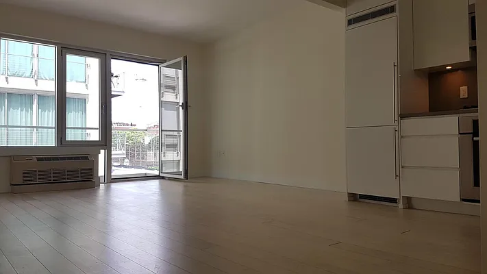 Rented by Keller Williams NYC | media 17