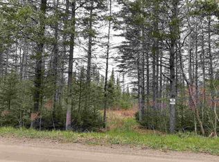 1 Hill Rd, Pittsburg, NH 03592