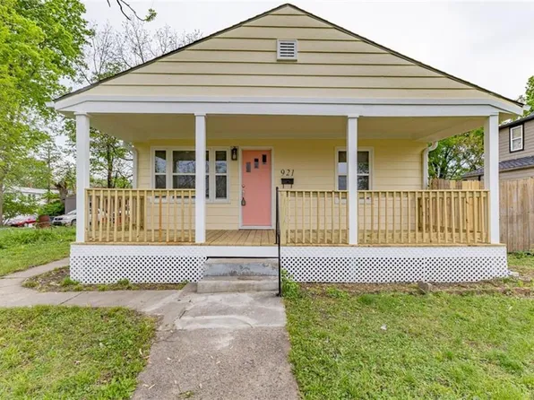 921 Armstrong Ave, Kansas City, KS 66101