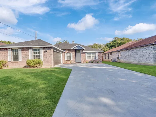 1117 Silver Spruce Dr, Arlington, TX 76001