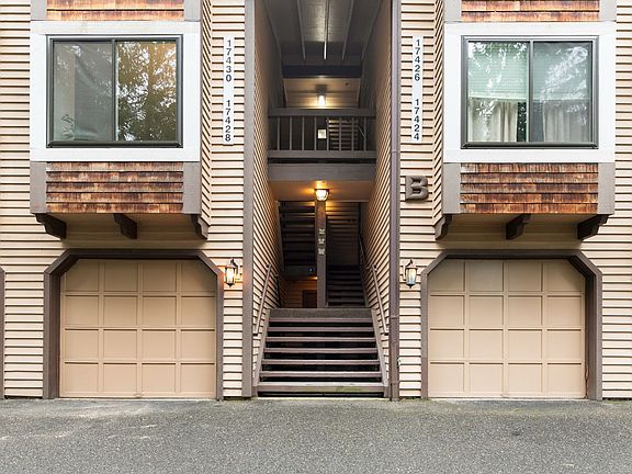 3rd image of 17428 NE 88th Pl
