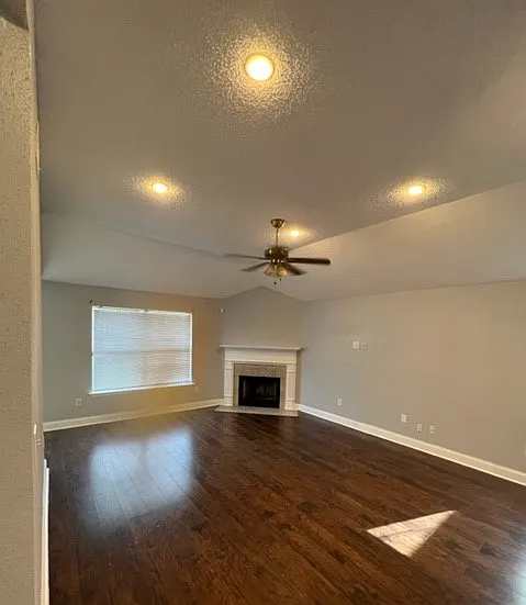 1934 S Village Green St — Photo 14
