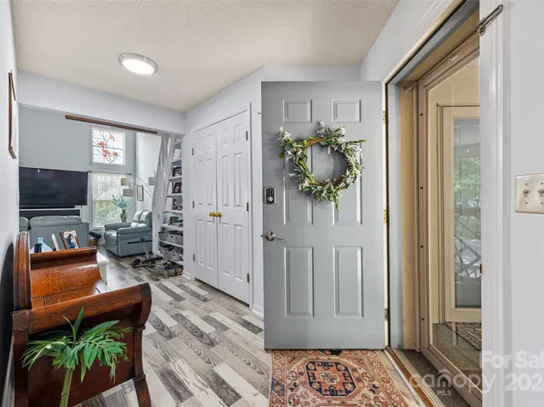 19843 Henderson Rd Unit E, Cornelius, NC 28031