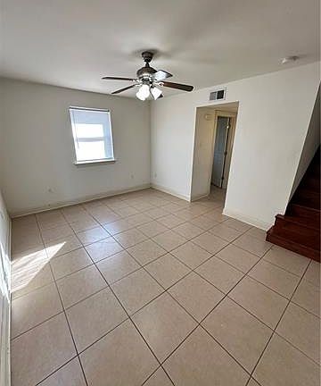 3rd image of 3612 Laplace St