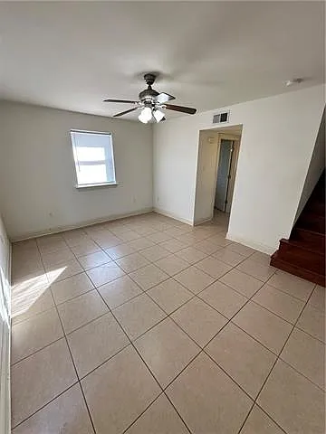 3612 Laplace St — Photo 3