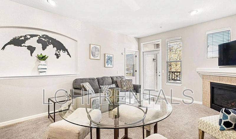 1st image of 1727 N Pearl St #203A