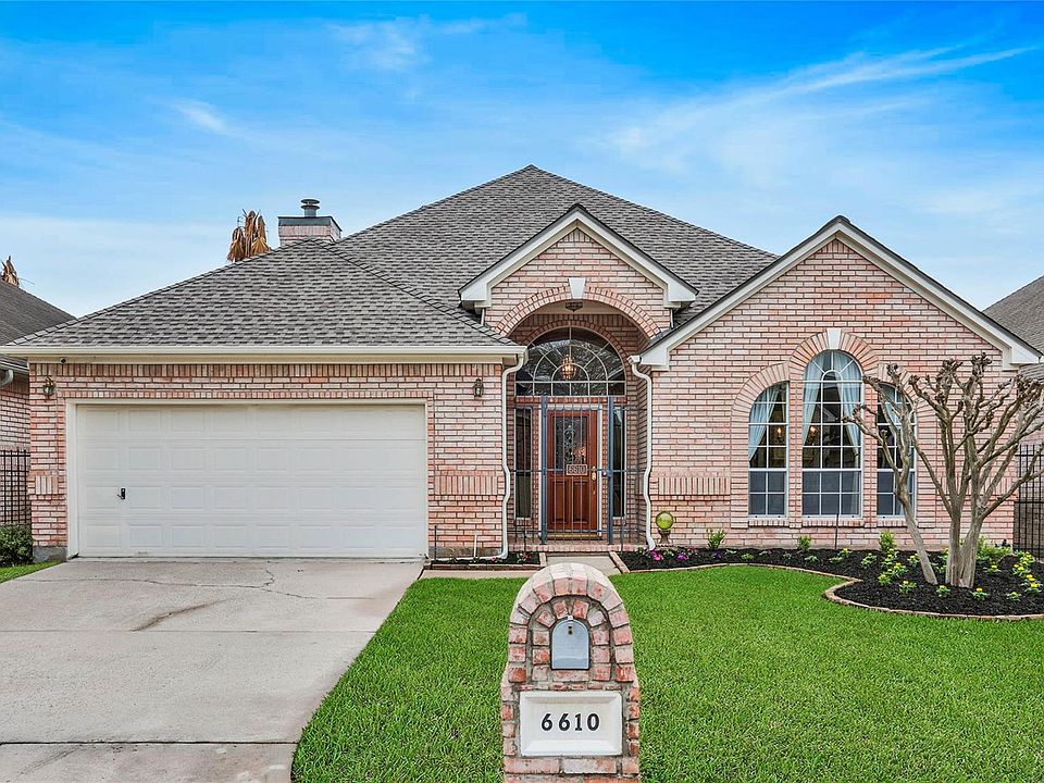 1st image of 6610 Prairie Dunes Dr