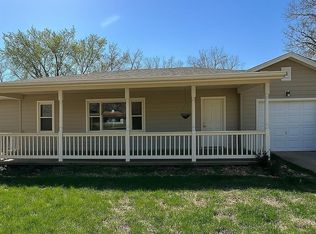 3630 N Woodland Ave, Kansas City, MO 64116