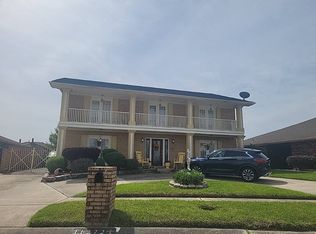 11272 Fernley Dr, New Orleans, LA 70128