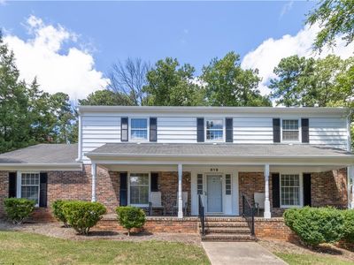 819 Rollingwood Dr, Greensboro, NC, 27410