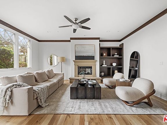 5th image of 6241 Crescent Park W Unit 106