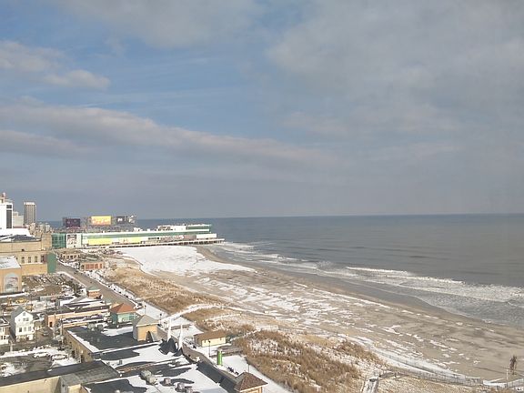 2nd image of 2715 Boardwalk APT 1211
