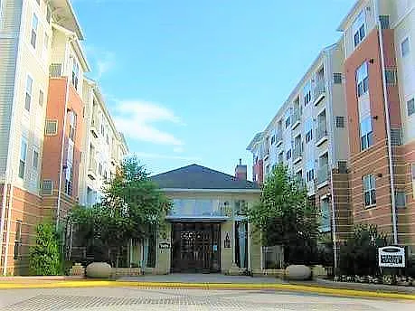 9480 Virginia Center Blvd #328