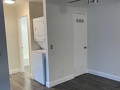 2nd image of 2767 Meadowview Rd #2773